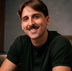 Dr. Eduardo - Corpo Clínico Ressora